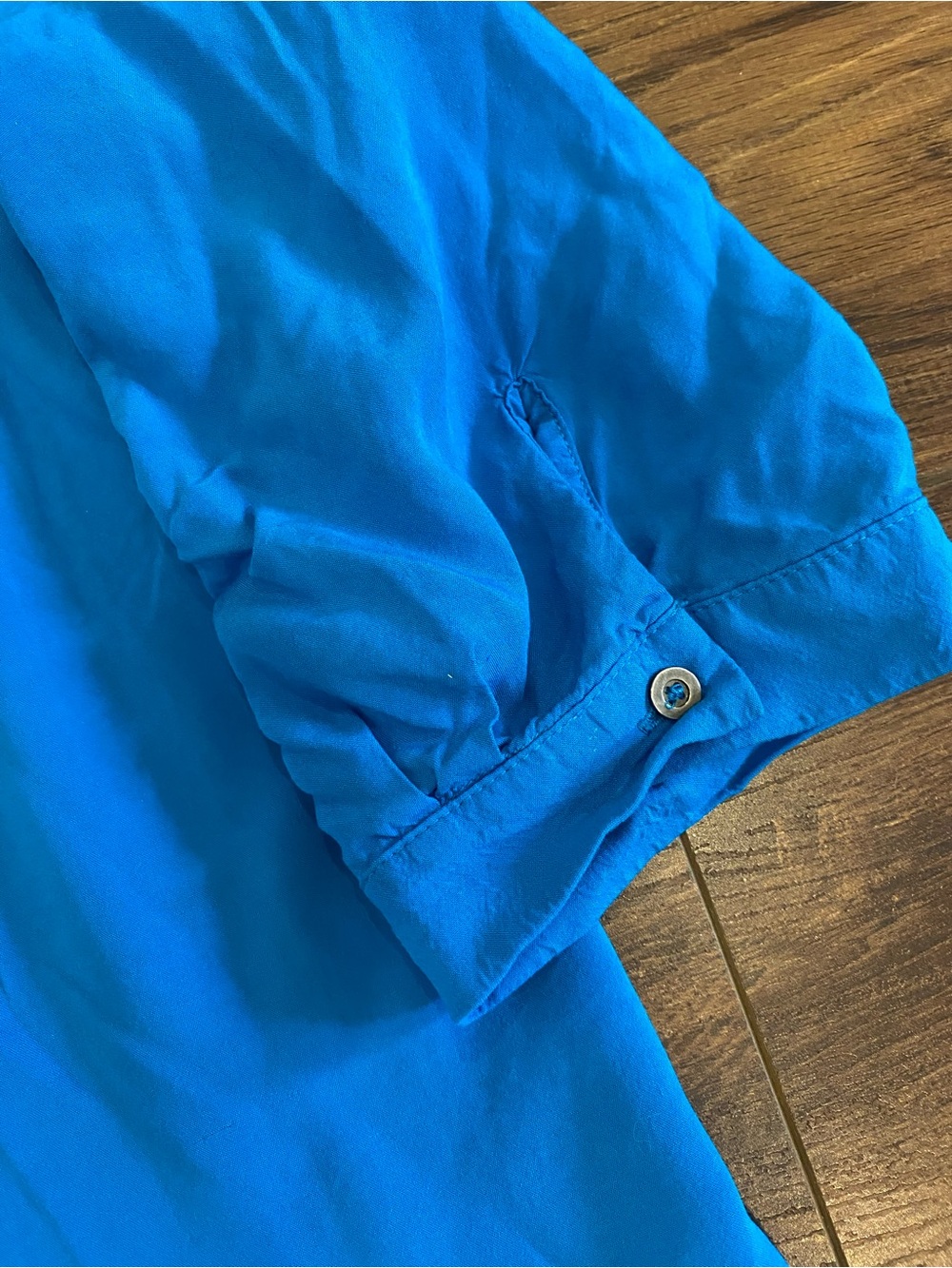 Kenneth Cole blouse size large blue lace button up top - Picture 7 of 10